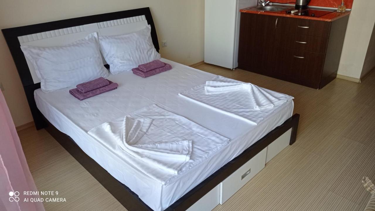 Sunny Beach Plaza 33 Studio Bagian luar foto