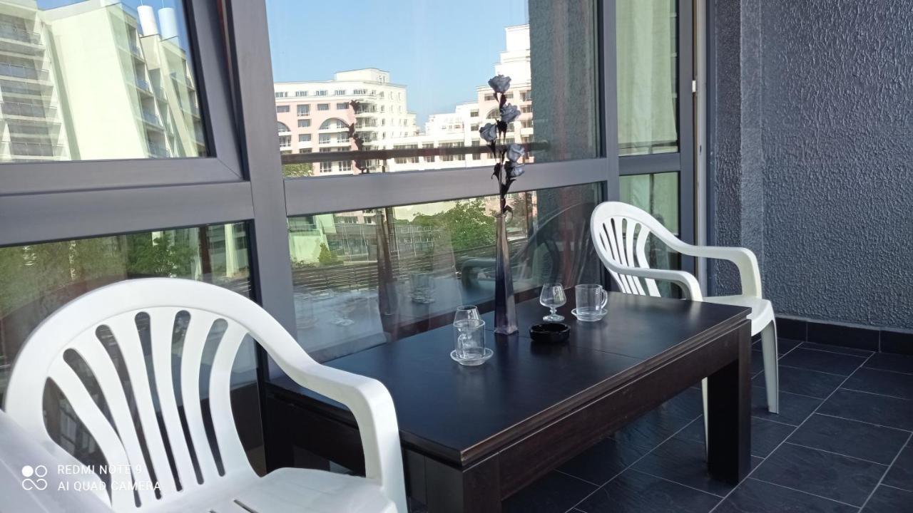 Sunny Beach Plaza 33 Studio Bagian luar foto
